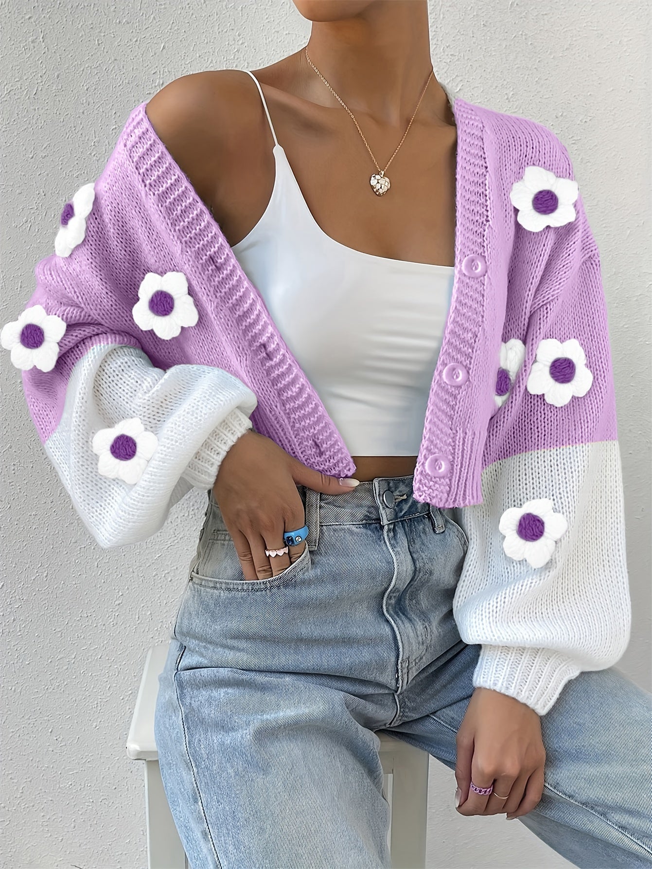 Cardigan en viscose florale color-block femme, 35 % polyester patchwork appliqué plumeau à épaules tombantes, col cardigan en tricot toutes saisons, poids 365 g/m²